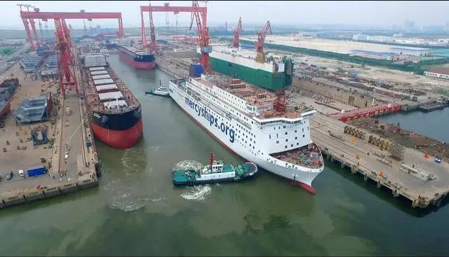 世界最先进医院船在中国港口试航