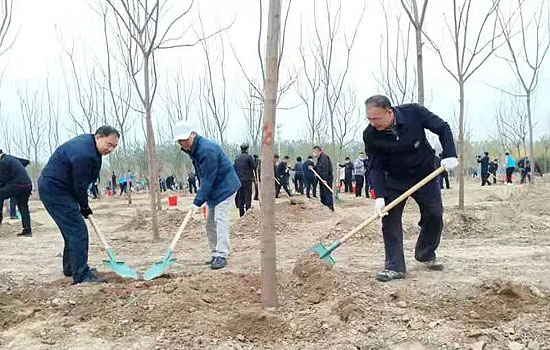 马军胜参加2021年共和国部长义务植树活动